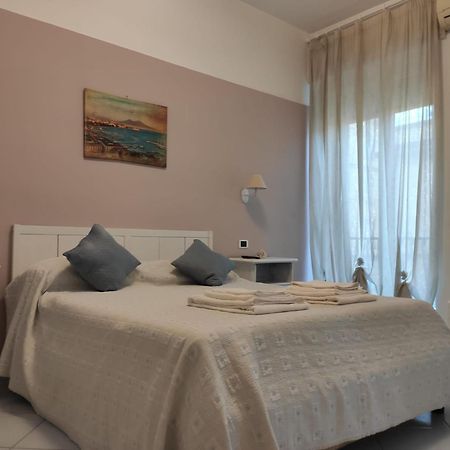 Carafa Materdei Hotel Naples Luaran gambar