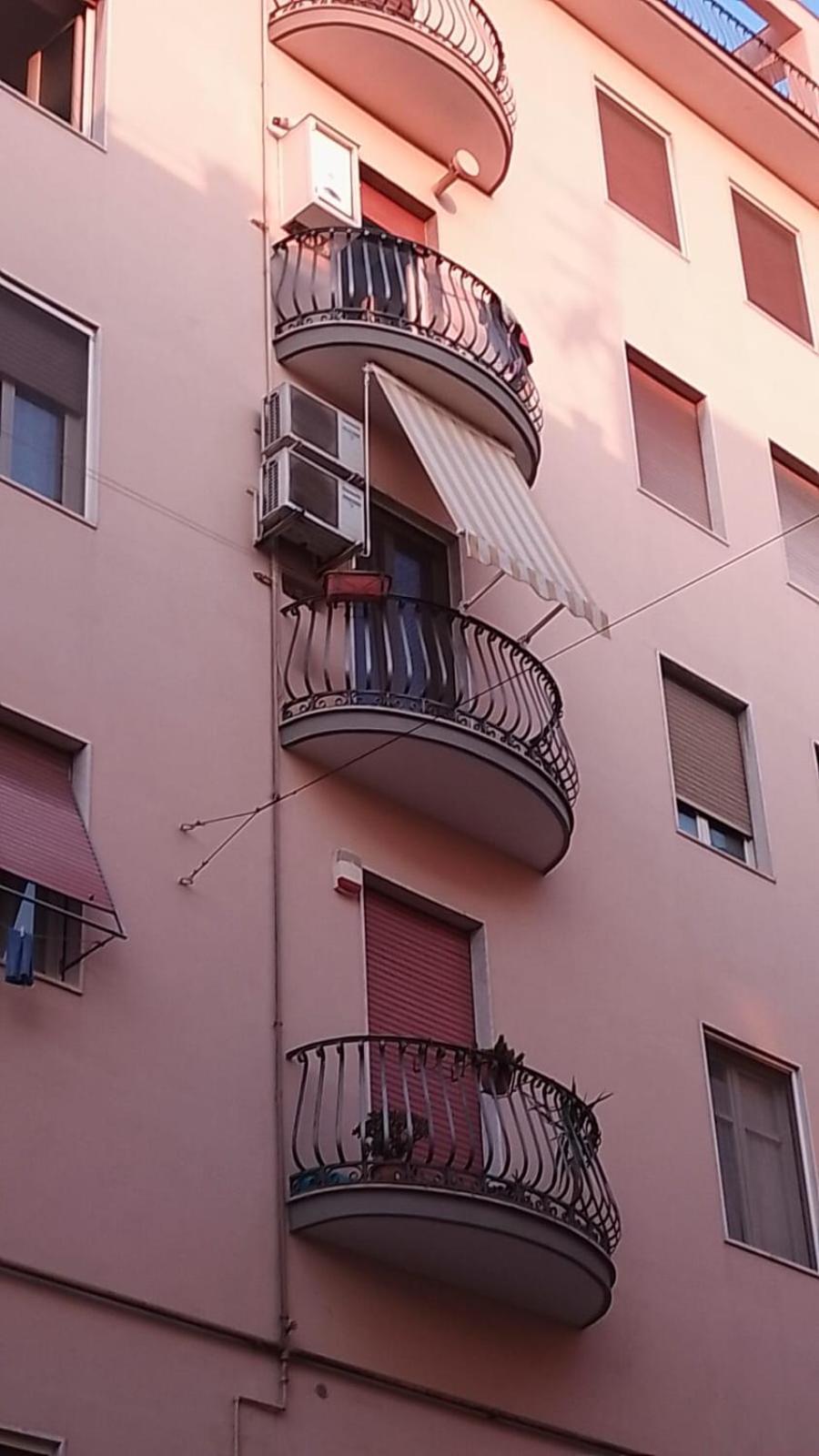 Carafa Materdei Hotel Naples Luaran gambar