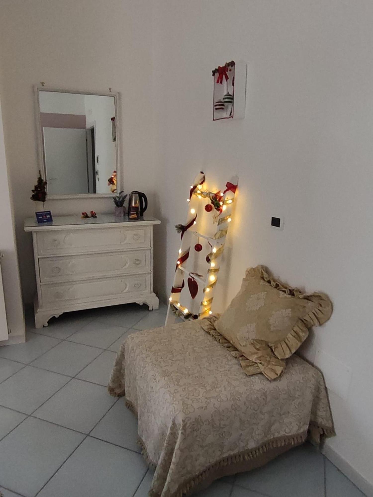 Carafa Materdei Hotel Naples Luaran gambar